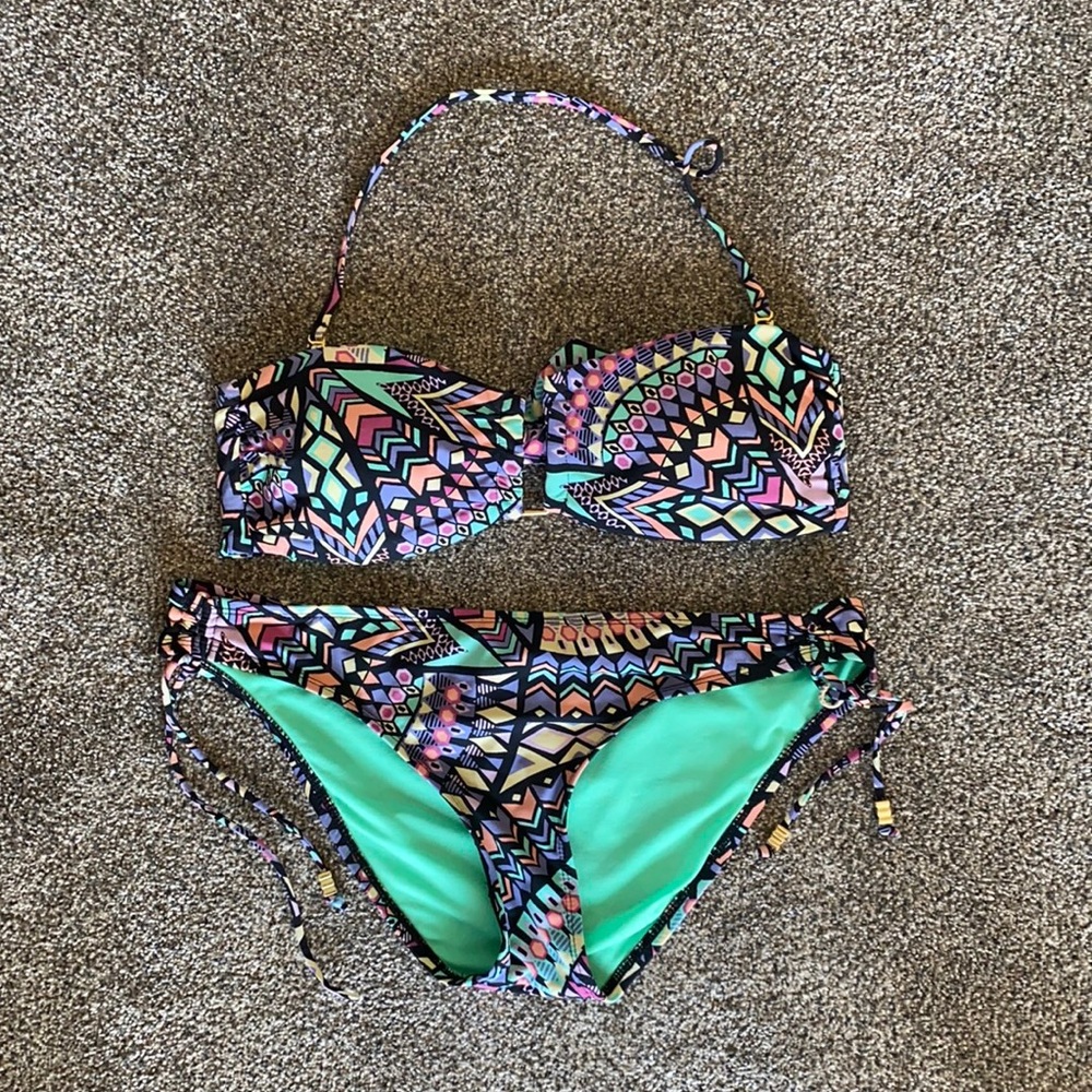 Bar III bikini